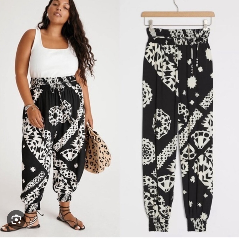 Anthropologie Anita balloon joggers